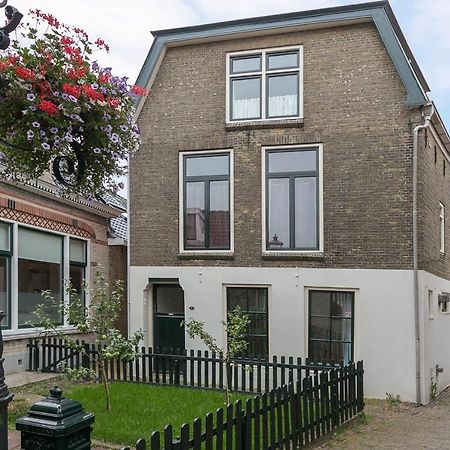 Knus Vertoeven In Een Historisch Pand In Grou. Bagian luar foto